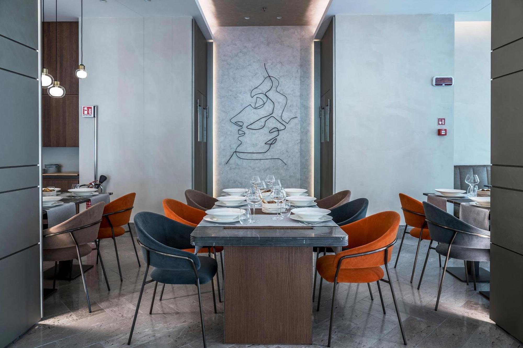 The Regency, Rome, A Tribute Portfolio Roma